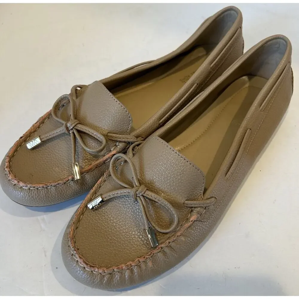 Michael Kors Khaki leather Moccasin Flat Women's Size 7- EUC worn once